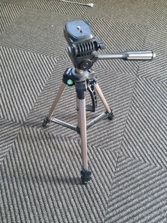 Vivitar tripod