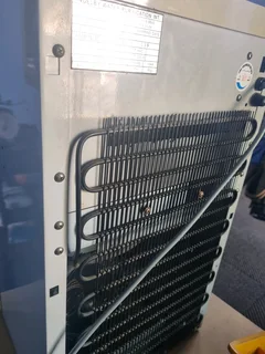 Glacier water dispenser