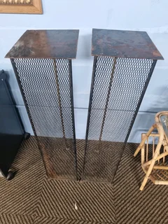 Metal mesh display stands