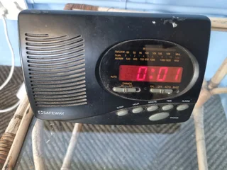 Safeway clock radio