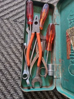 Hand tools with metal boxes