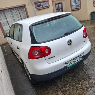 2005 Volkswagen Golf Hatchback