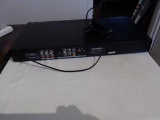 1 x Telefunken 5.1 Channel DVD Player TDV 500UB in Excellent Condition.