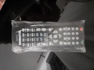 1 x Telefunken 5.1 Channel DVD Player TDV 500UB in Excellent Condition.