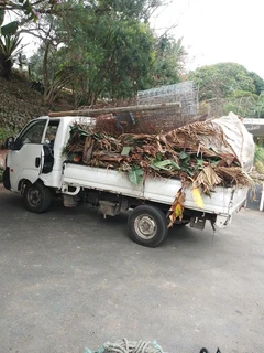 Junk, garden waste, rubble removal