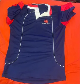 Men's clothing items size M - 8 pieces for R100