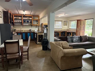 Beautiful 3-Bedroom Home for Sale – Forest Hills, Kloof 