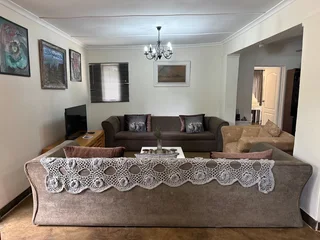 Beautiful 3-Bedroom Home for Sale – Forest Hills, Kloof 