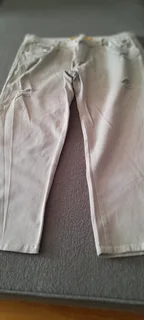 Woman's 3/4 Khaki Denim Jeans (New )