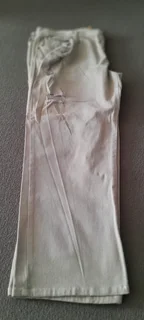 Woman&#39;s 3/4 Khaki Denim Jeans (New )