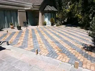 BRICK PAVING 0813664446