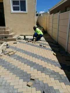 STANLEY PAVING 081 366 4446