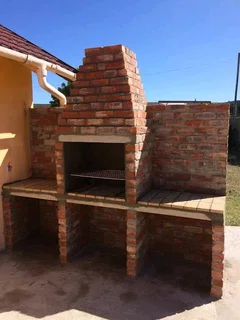 BRAAI AREAS...PLASTERING...PAVING