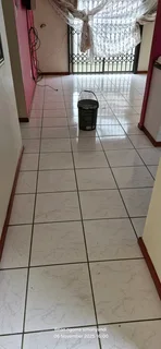 Quality Tiling 081 4231324