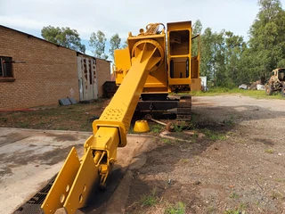 Rock breaker machine