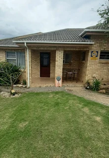 Cozy 3 bedroom Home available for Holiday Rental