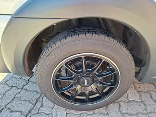 2014 Nissan NP200  16 valve high with 84000km