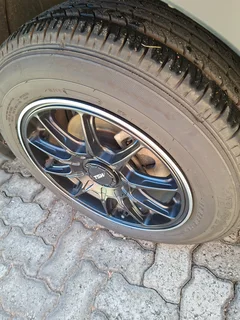 2014 Nissan NP200  16 valve high with 84000km