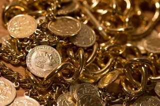 Turn Your Old Gold and Diamond Jewelry into CASH Today.