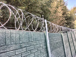 RAZOR WIRE FENCE