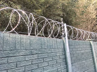 RAZOR WIRE