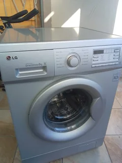 LG DIRECT DRIVE 8KG FRONTLOADER R2600   0627935429