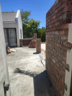 Bricklaying plastering and skimming