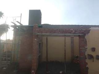 Bricklaying plastering and skimming