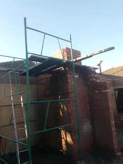 Bricklaying, plastering and skimming