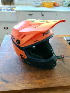 Thor full face helmet