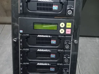 Addonics Mobile Rack II drive enclosure system, 12 hard drive duplicator