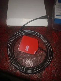 GPS active antenna with magnetic base