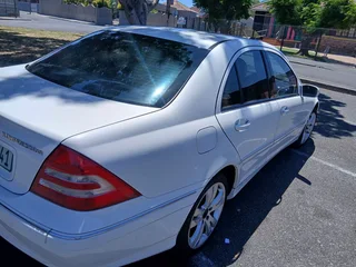 2007 Mercedes-Benz C-Class Sedan