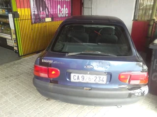 Ford escort 2000 .1.4eng perfect