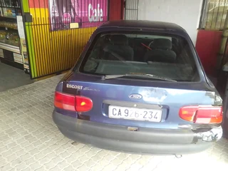 Ford escort 2000 .1.4eng perfect
