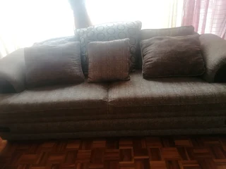 Lounge suite