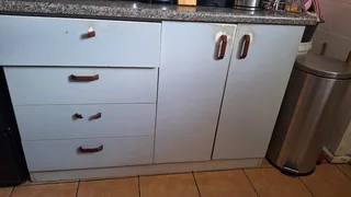 Cupboard - Ad posted by zimkitha.pupisto.lamani98