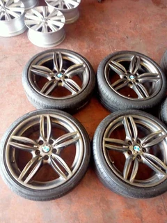 19 inch BMW original rims (OEM) with run flats tyres BMW F30 335i 5 series 6 series BMW M3 M2 M4