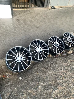 20 inch Mercedes ML,Gle,Gla,GLc,G63,S350,S500,Vclass V250d,V300d and e220 Multi spoke rims luxurious