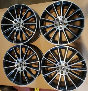 19 inch Mercedes Benz rims OEM original set available