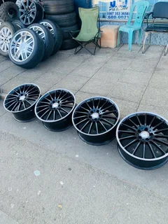 19 inch Mercedes Multi Spoke AMG look 8j all around Replicals pcd 5/112 good for A45