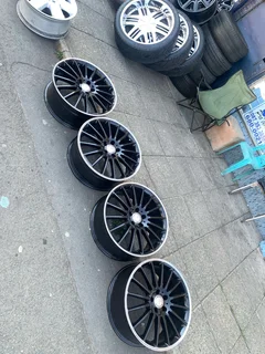 19 inch Mercedes Multi Spoke AMG look 8j all around Replicals pcd 5/112 good for A45