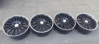 19 inch Mercedes Multi Spoke AMG look 8j all around Replicals pcd 5/112 good for A45
