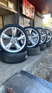 19 inch Audi (Original) Audi A5 S5 RS5 A4 S4 RS4 B8 B9 A6 S6,RS6,C7,C8 A7 S7 RS7 A8 Q3 SQ3 TT TTS