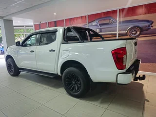 2023 Nissan Navara 2.5dci Se Plus  Double Cab (M) 90000KM R399995