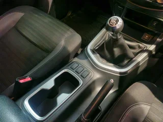 2023 Nissan Navara 2.5dci Se Plus  Double Cab (M) 90000KM R399995