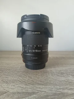 Cameras and equipment Canon 90D