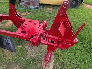 4 skaar omslaan ploeg