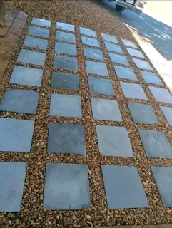 GO GREEN LANDSCAPING AND DESIGN.