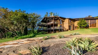 LODGE FOR SALE IN HAZYVIEW